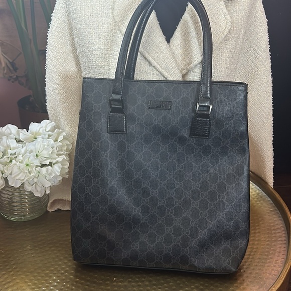Gucci GG Black Tote Bag Handbag - Picture 2 of 15